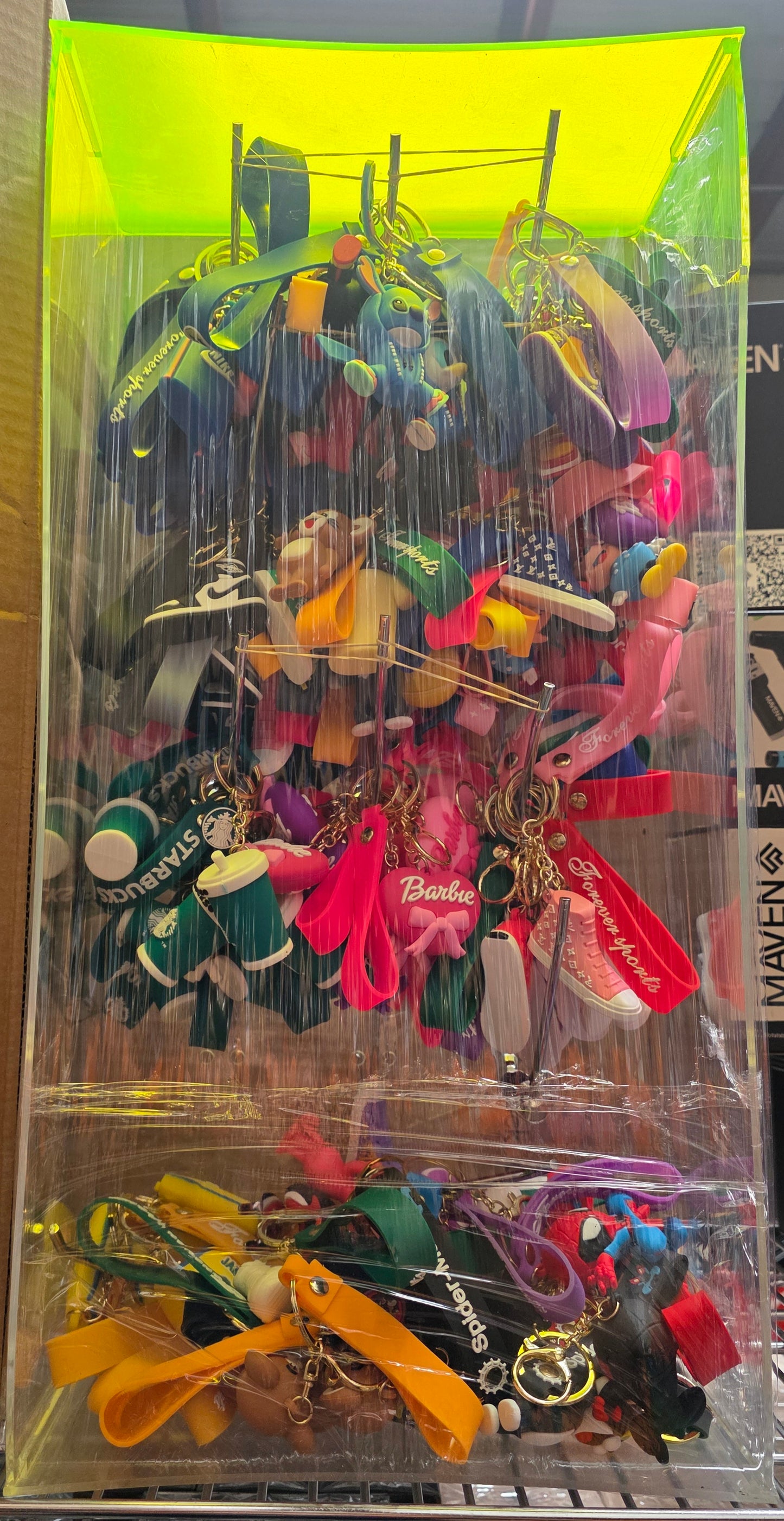 KEY CHAIN DISPLAY (INCLUDED) 120CT