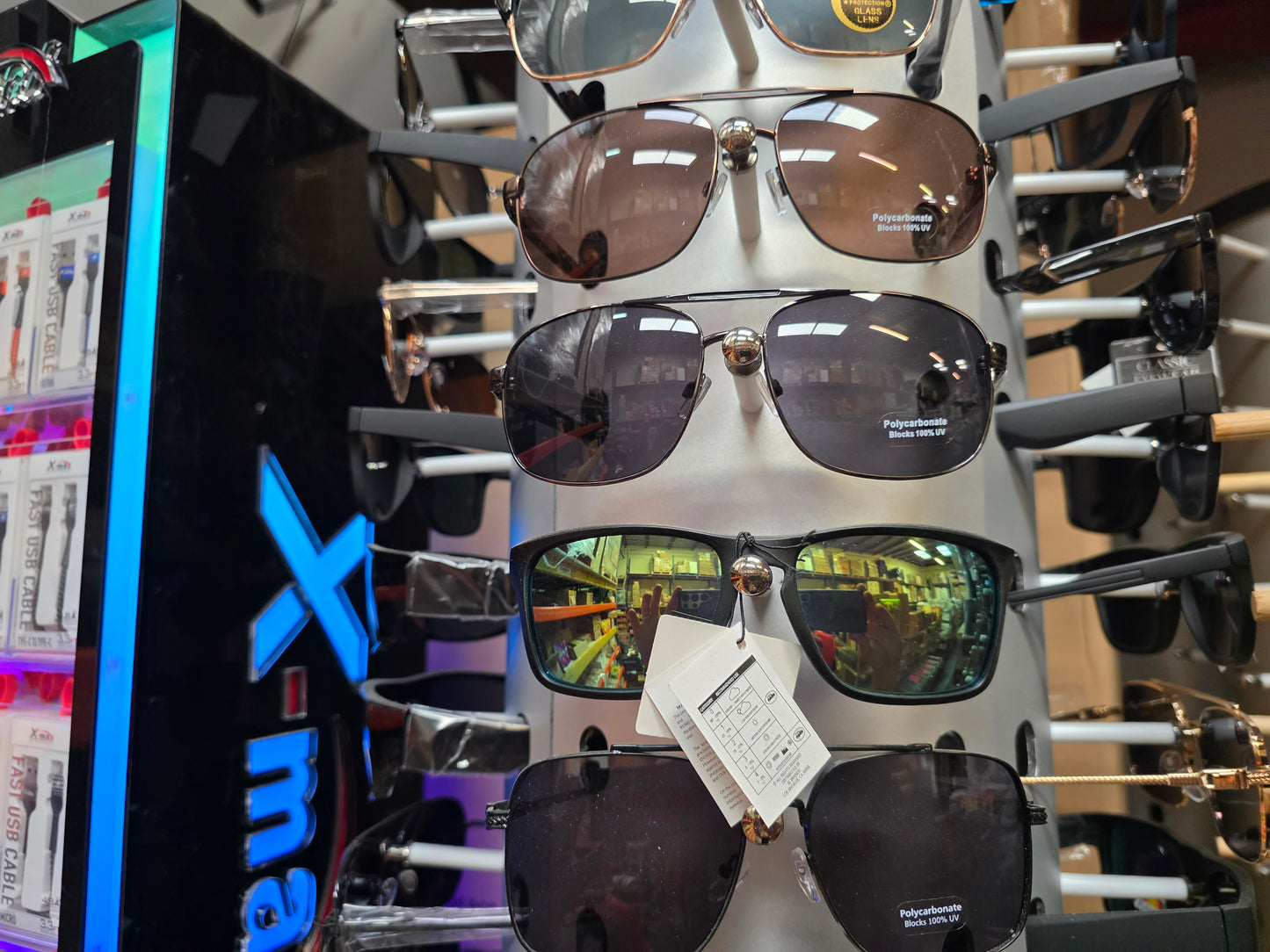SUNGLASSES SHADES