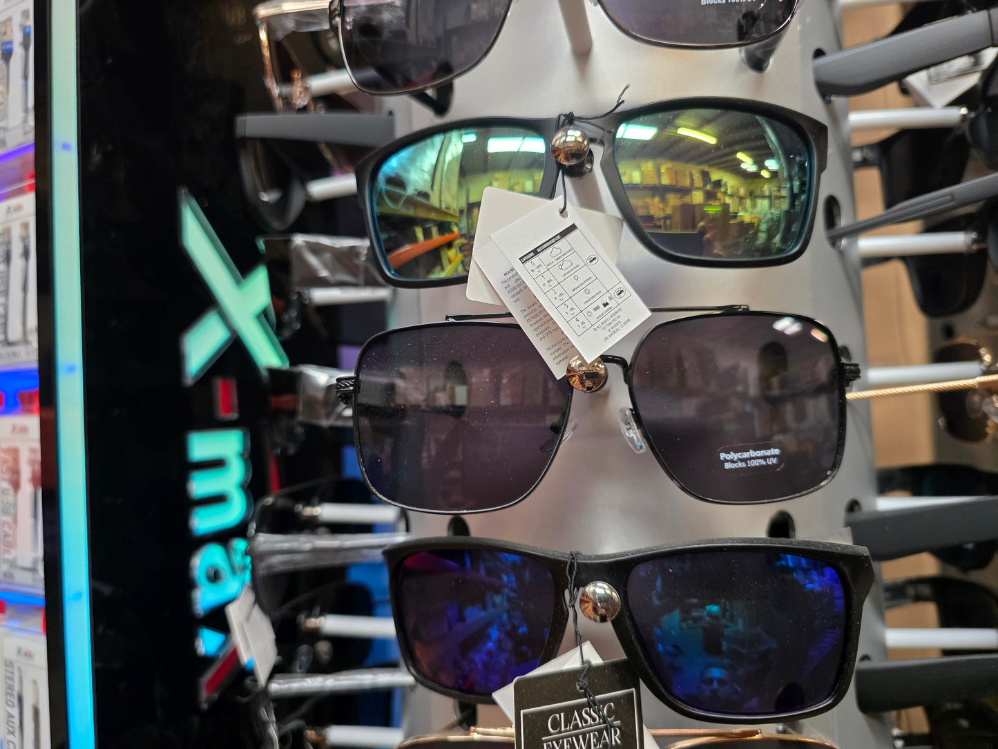 SUNGLASSES SHADES