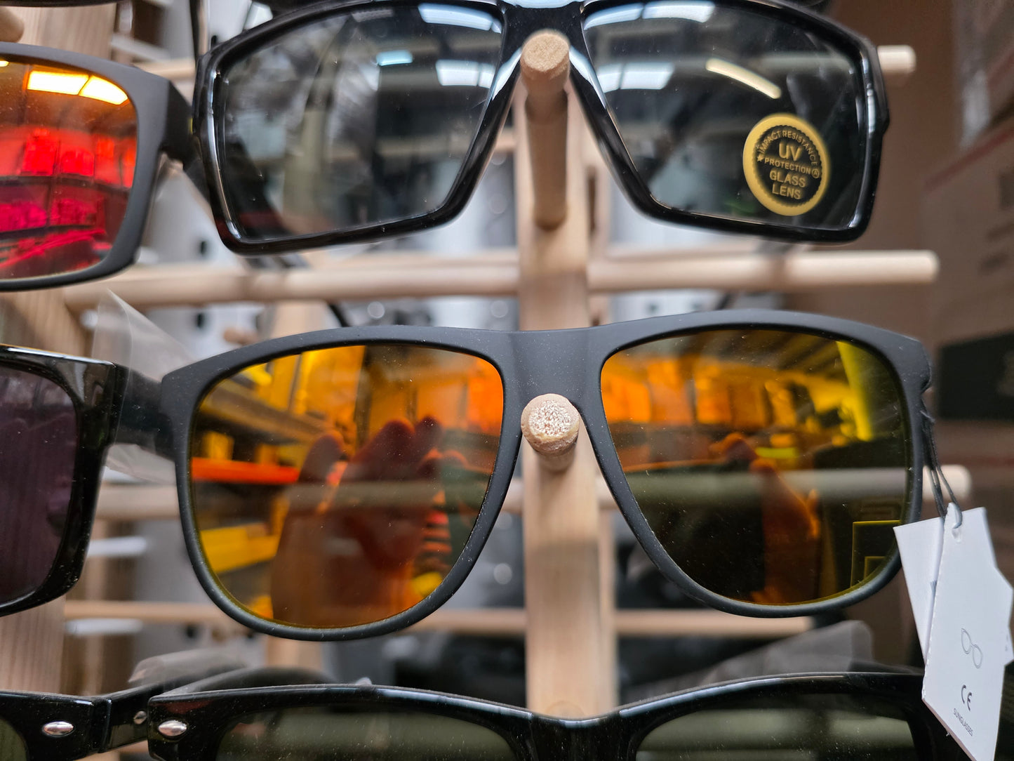 SUNGLASSES SHADES